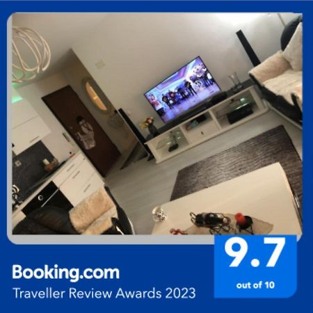 Lovely 2 bedroom condo in Gjilan. Esterno foto